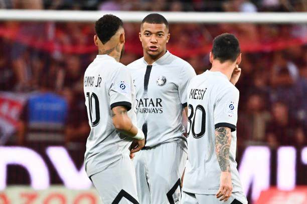 1664074072135033991.jpg 1242645601-612x612.jpg