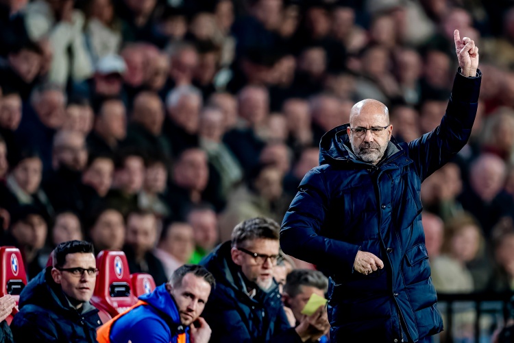 开云官网-埃因霍温主帅：拜仁19场进72球足以说明实力 我们会全力以赴争胜